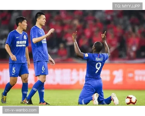 流浪者俱乐部联赛前半程防线上屡现漏洞，客场表现面临考验